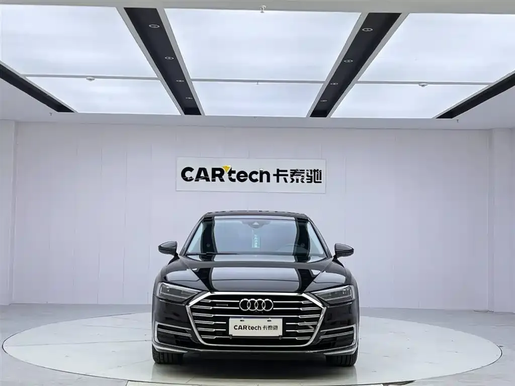 Audi A8 2022 из CN, фото 7