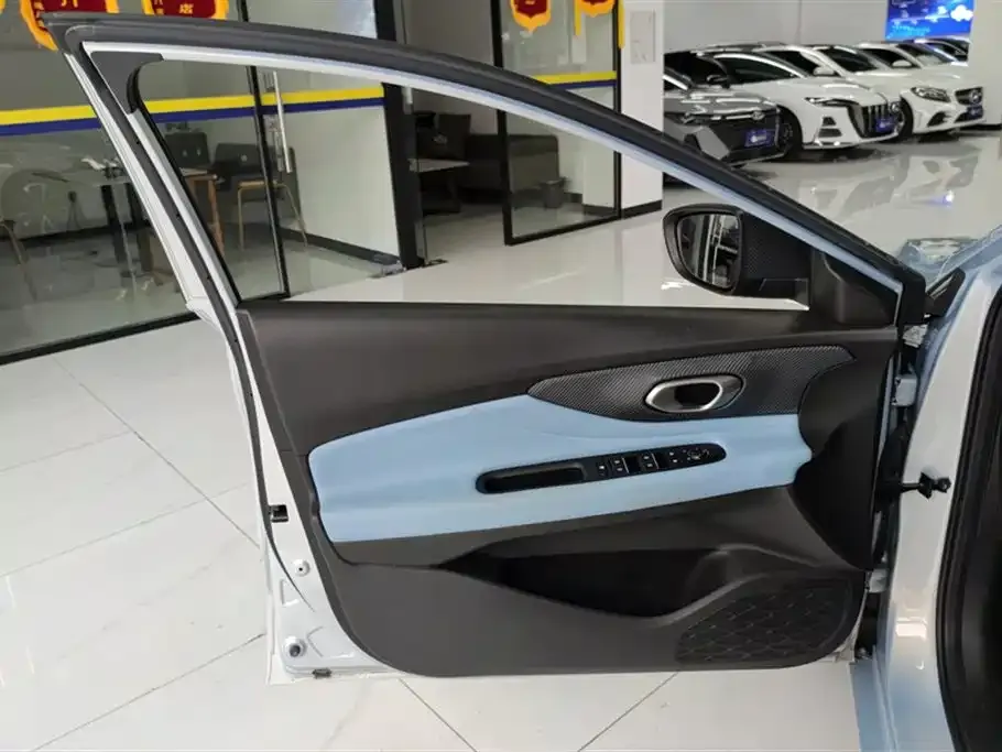 GAC Motor Shadow Leopard — фото 6
