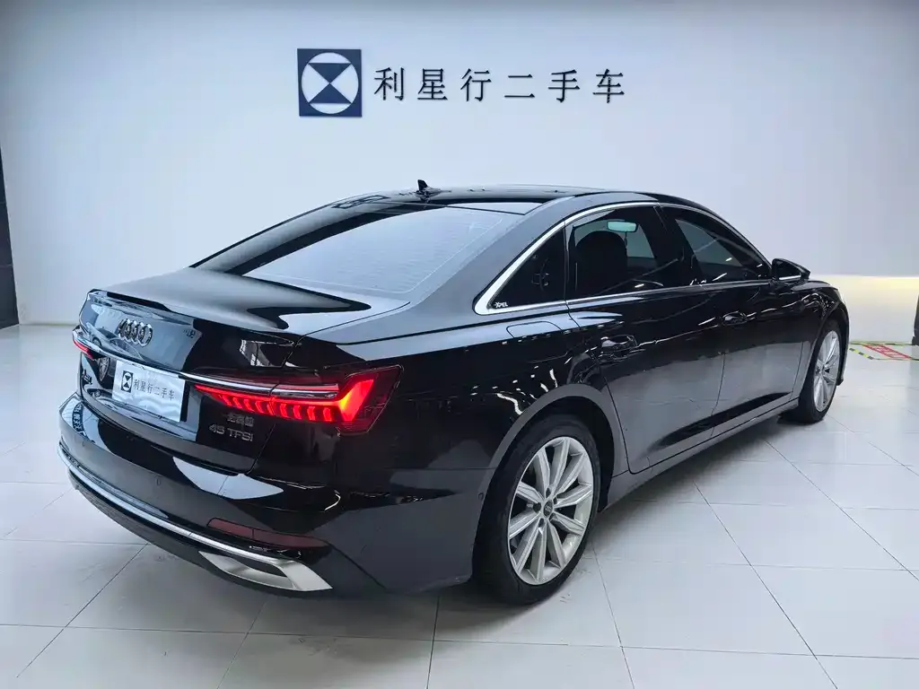 Audi A6L 2024 из CN, фото 6