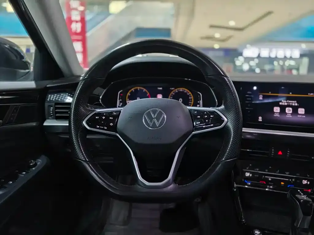 Volkswagen Passat — фото 4