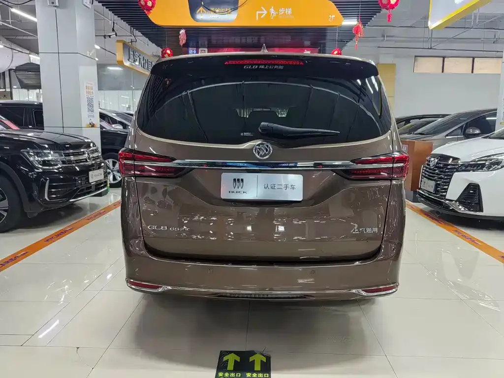 Buick GL8 2021 из CN, фото 3