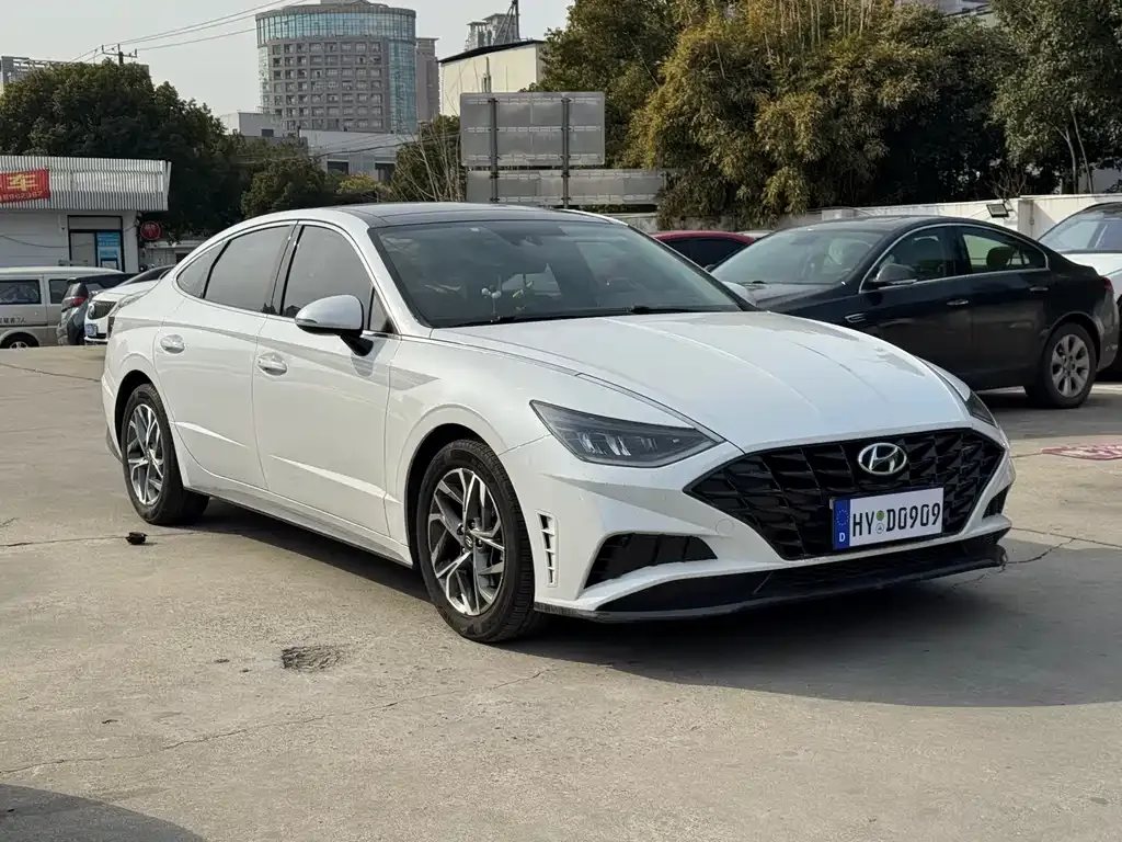 Hyundai Sonata 2022 из CN, фото 3