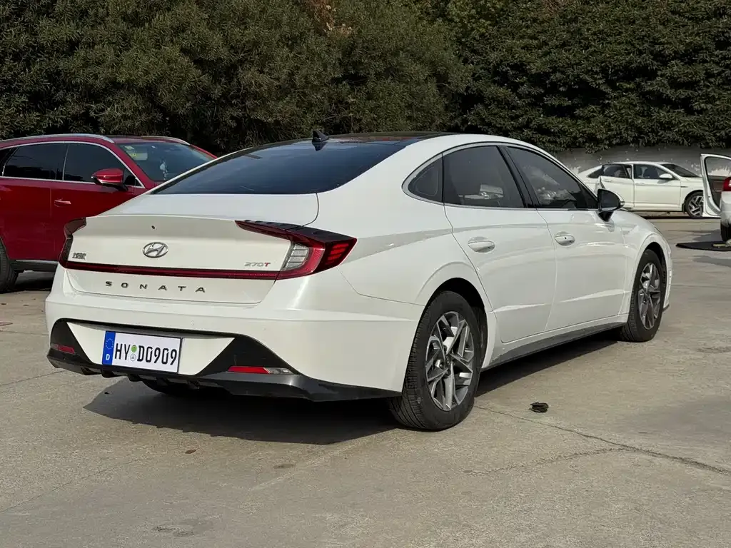 Hyundai Sonata 2022 из CN, фото 7