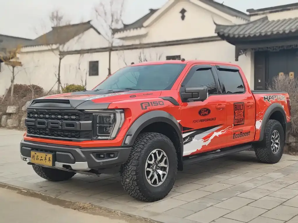 Ford F-150 Raptor — фото 1