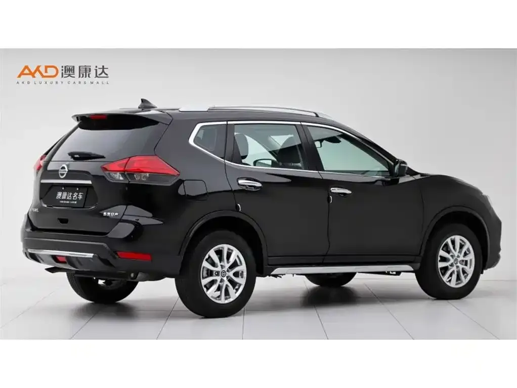 Nissan X-Trail — фото 10