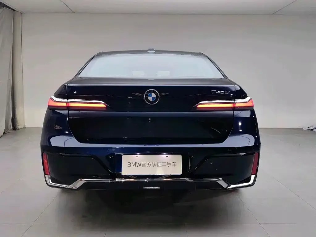 BMW 7 Series 2023 из CN, фото 5