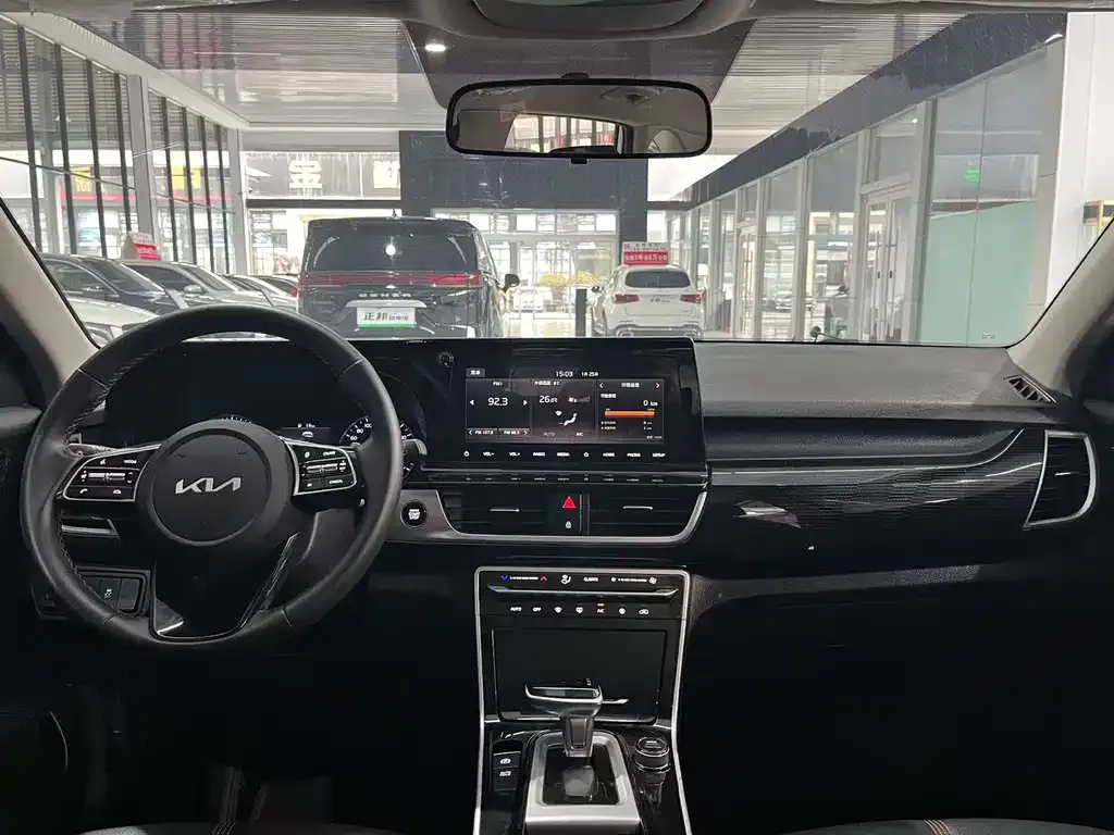 Kia KX3 2022 из CN, фото 2