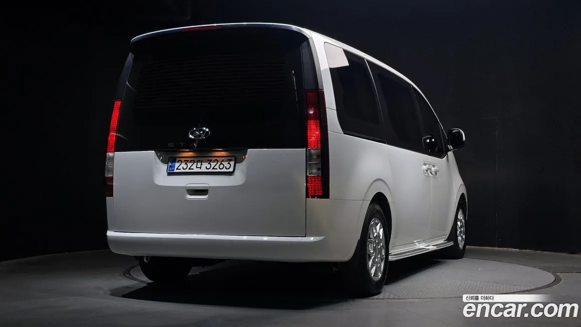 Hyundai Staria 2024 из KR, фото 2