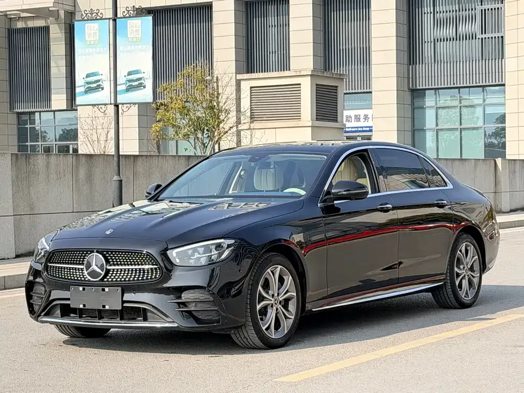 Mercedes-Benz E-Class 2023 из CN, фото 1