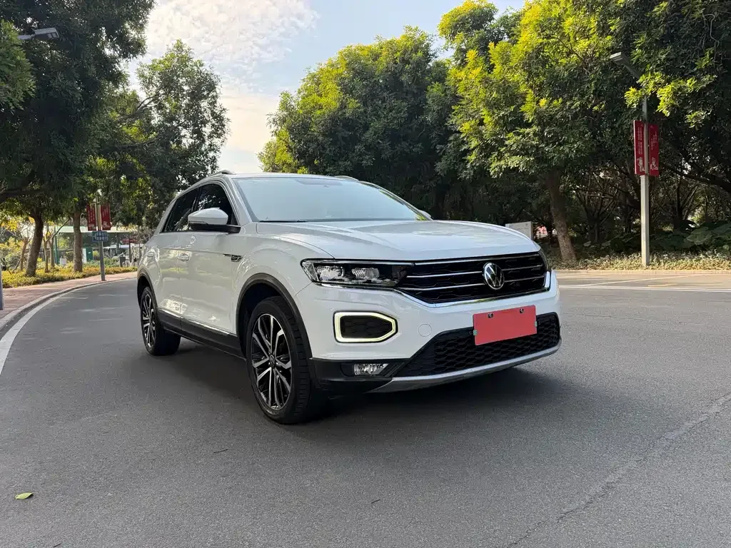 Volkswagen T-Roc 2021 из CN, фото 2