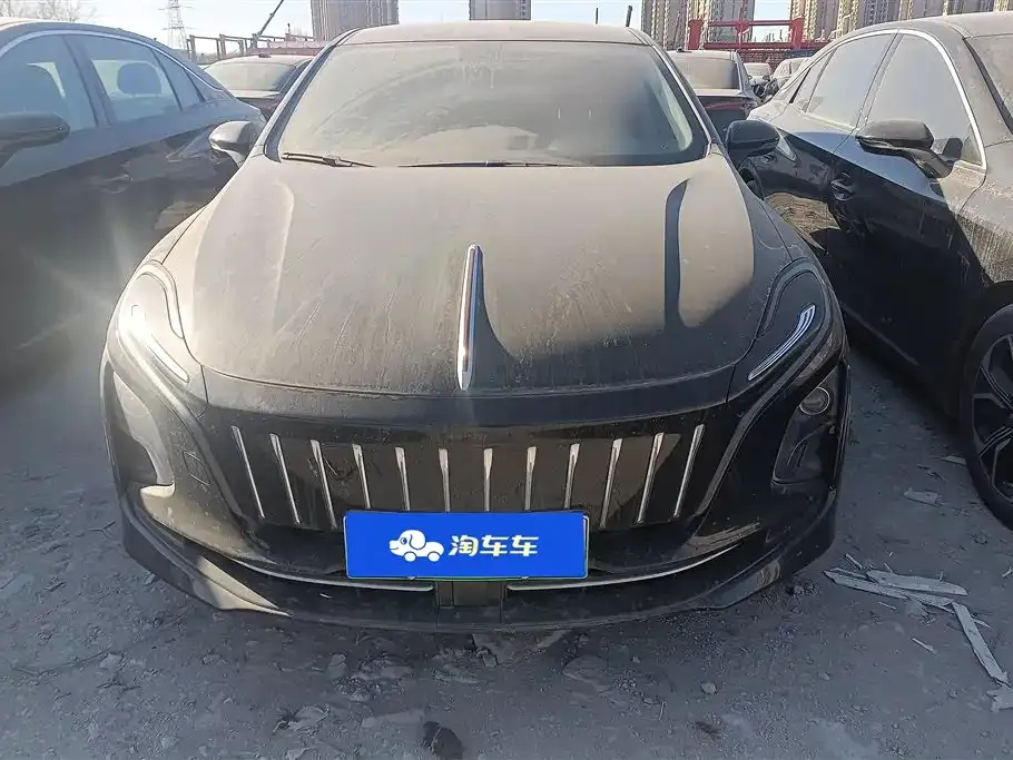 Hongqi E-QM5 — фото 4
