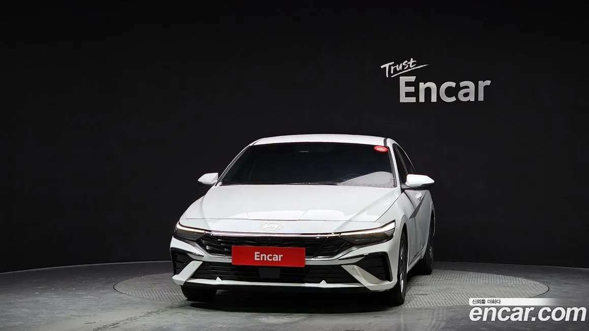 Hyundai AVANTE — фото 3