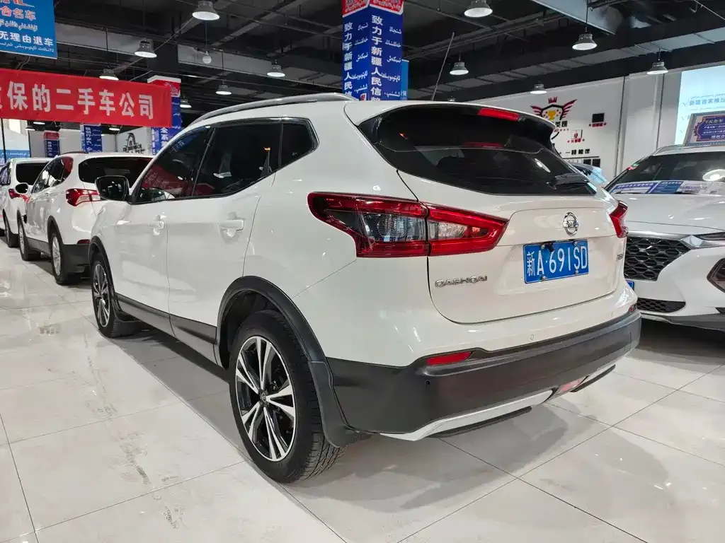 Nissan Qashqai — фото 3
