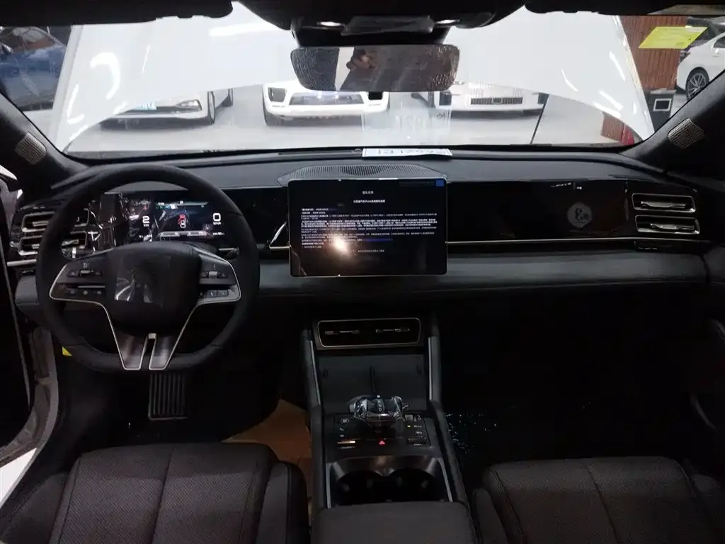 BYD Qin L 2026 из CN, фото 5