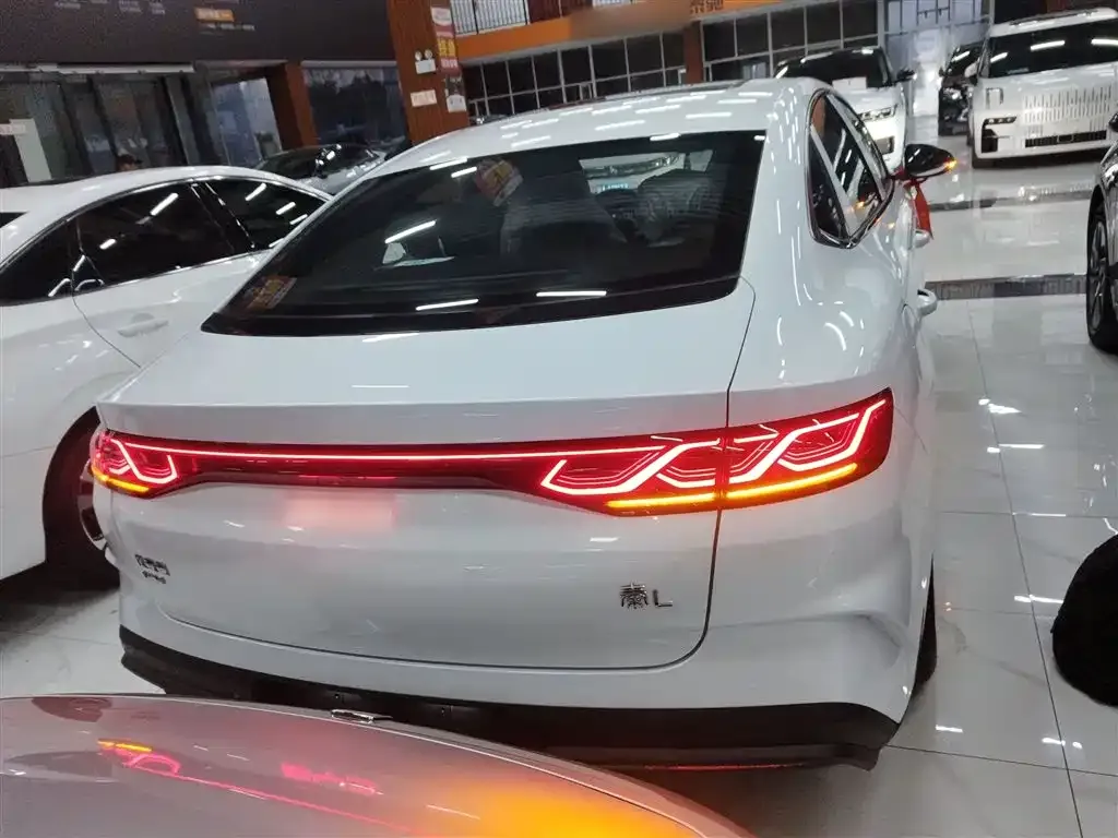 BYD Qin L 2026 из CN, фото 2