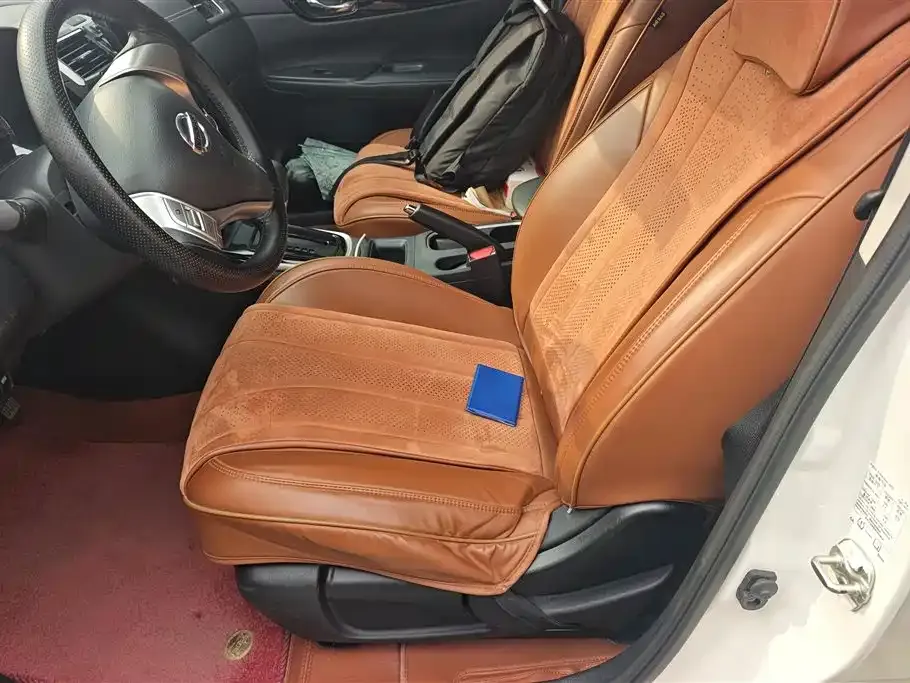 Nissan Tiida 2025 из CN, фото 2
