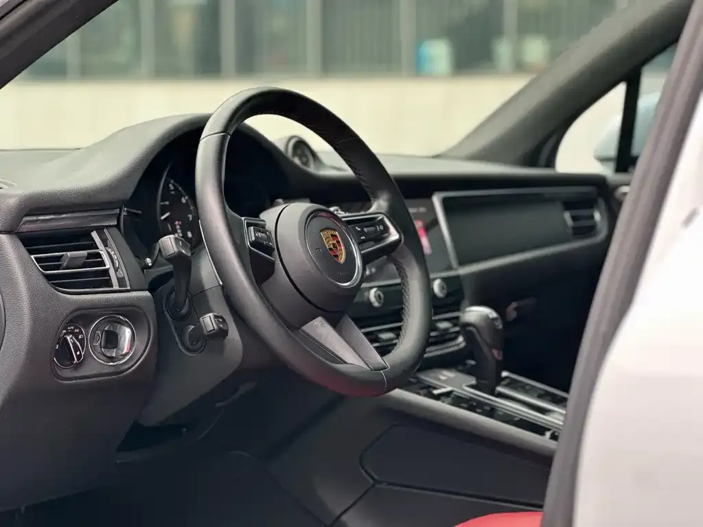 Porsche Macan 2022 из CN, фото 2