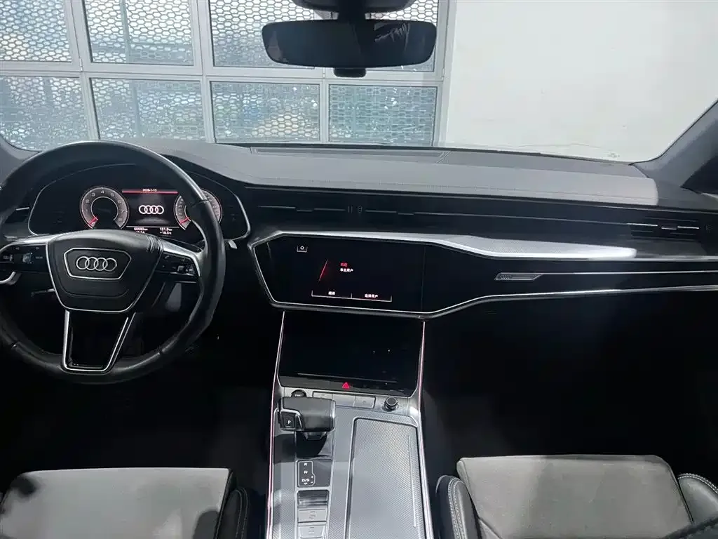 Audi A6L — фото 4