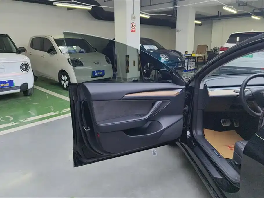 Tesla Model 3 2021 из CN, фото 10