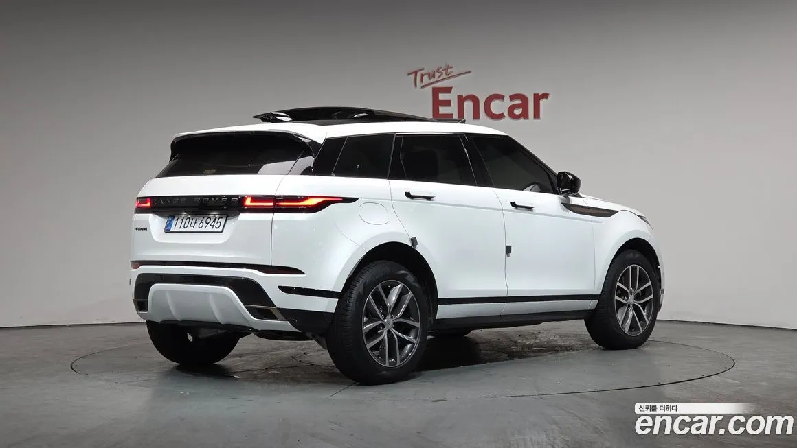 Land Rover Range Rover Evoque 2024 из KR, фото 2