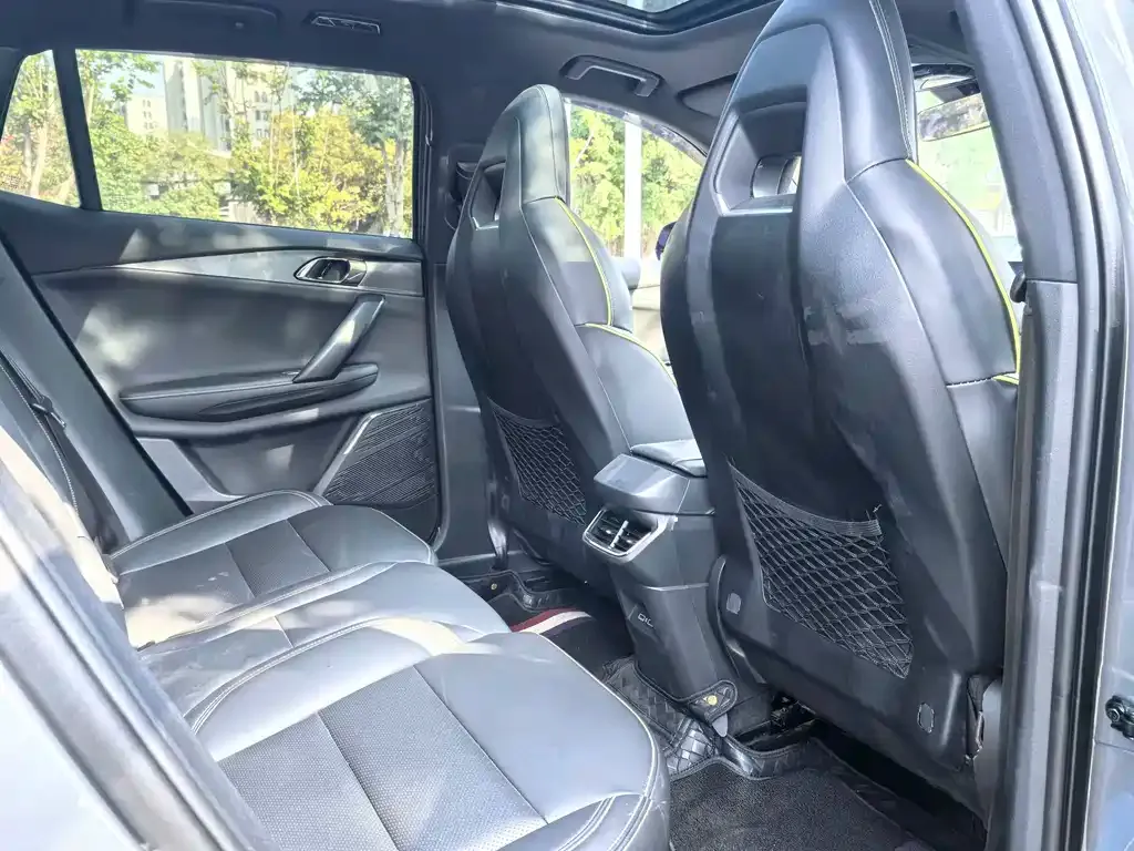 Lynk & Co 06 2024 из CN, фото 3