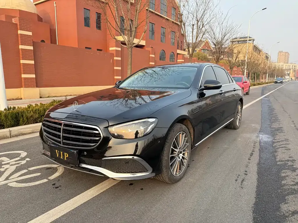 Mercedes-Benz E-Class 2023 из CN, фото 1
