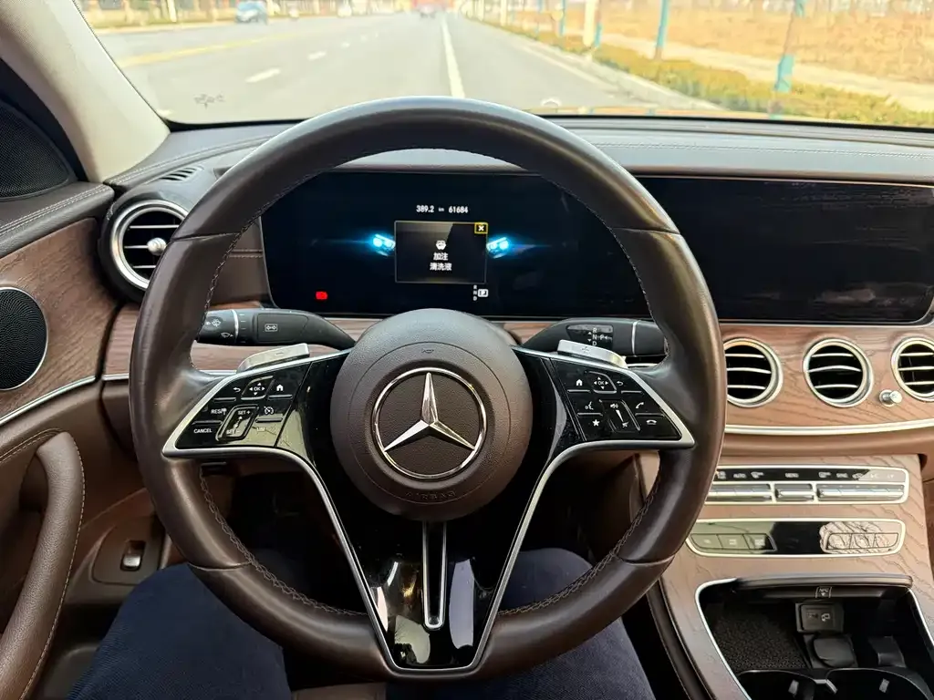 Mercedes-Benz E-Class 2023 из CN, фото 6