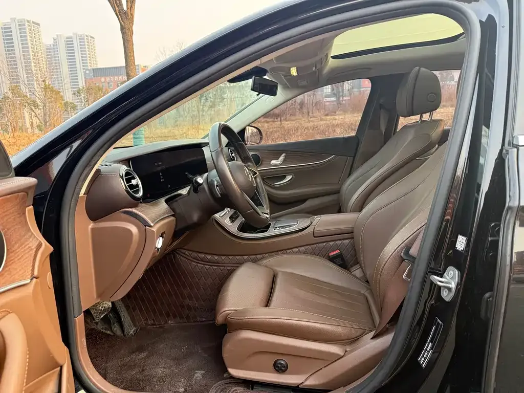 Mercedes-Benz E-Class 2023 из CN, фото 9