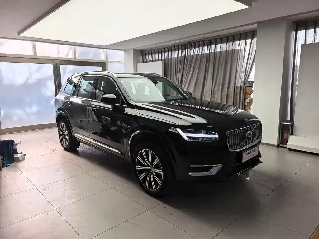 Volvo XC90 — фото 4