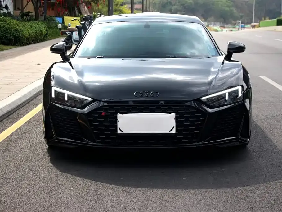 Audi R8 — фото 6