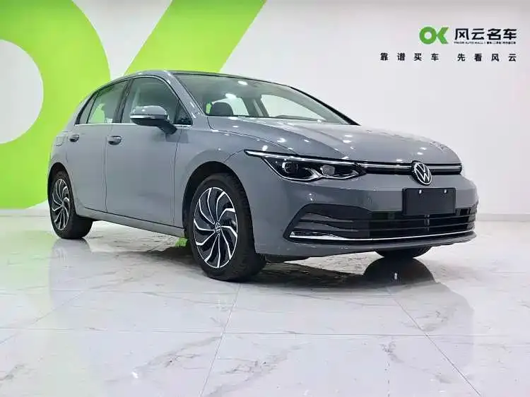 Volkswagen Golf 2024 из CN, фото 6