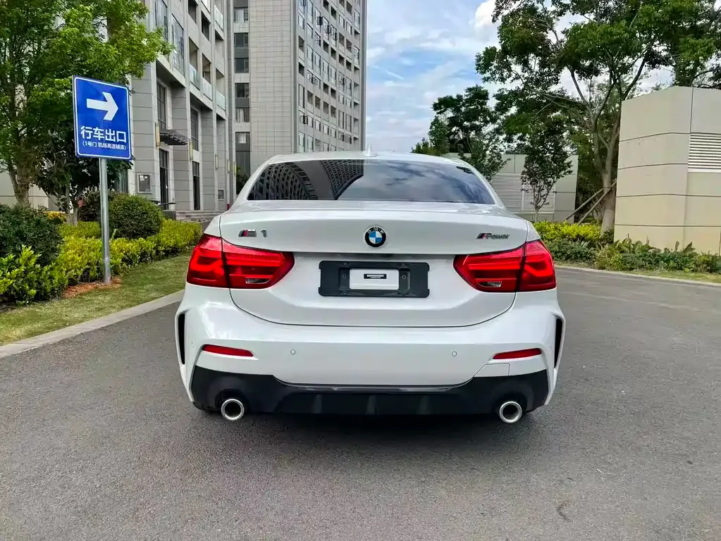 BMW 1 Series — фото 9
