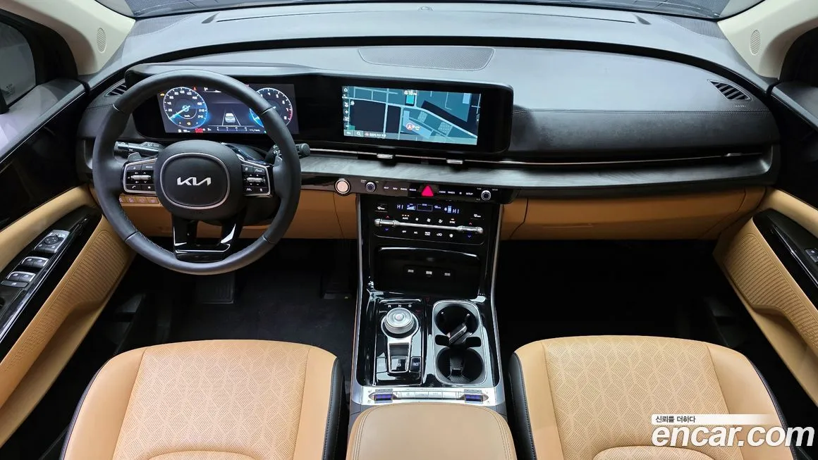 Kia Carnival — фото 10