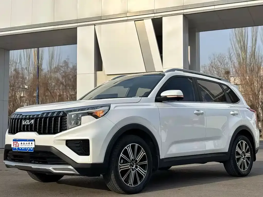 Kia Sportage — фото 1