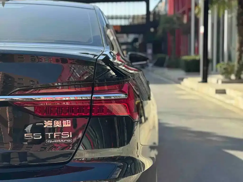 Audi A6L 2024 из CN, фото 8