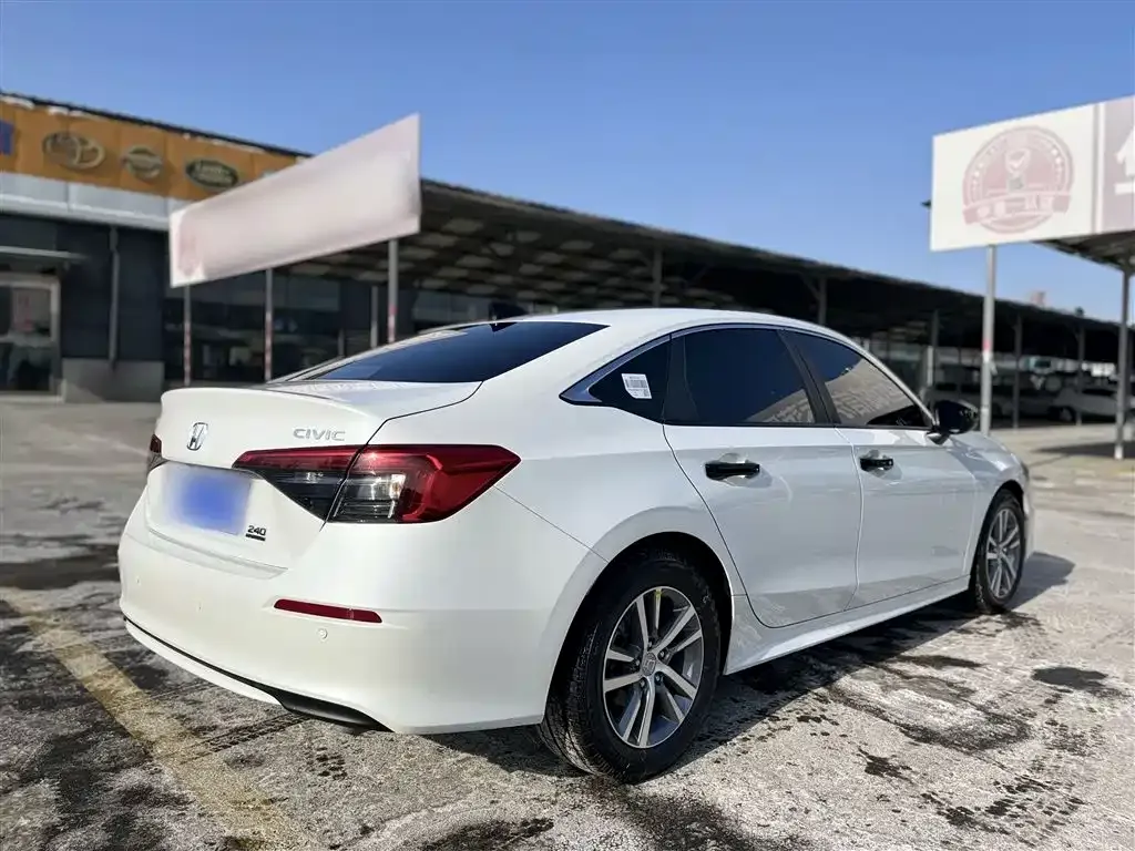 Honda Civic 2024 из CN, фото 4