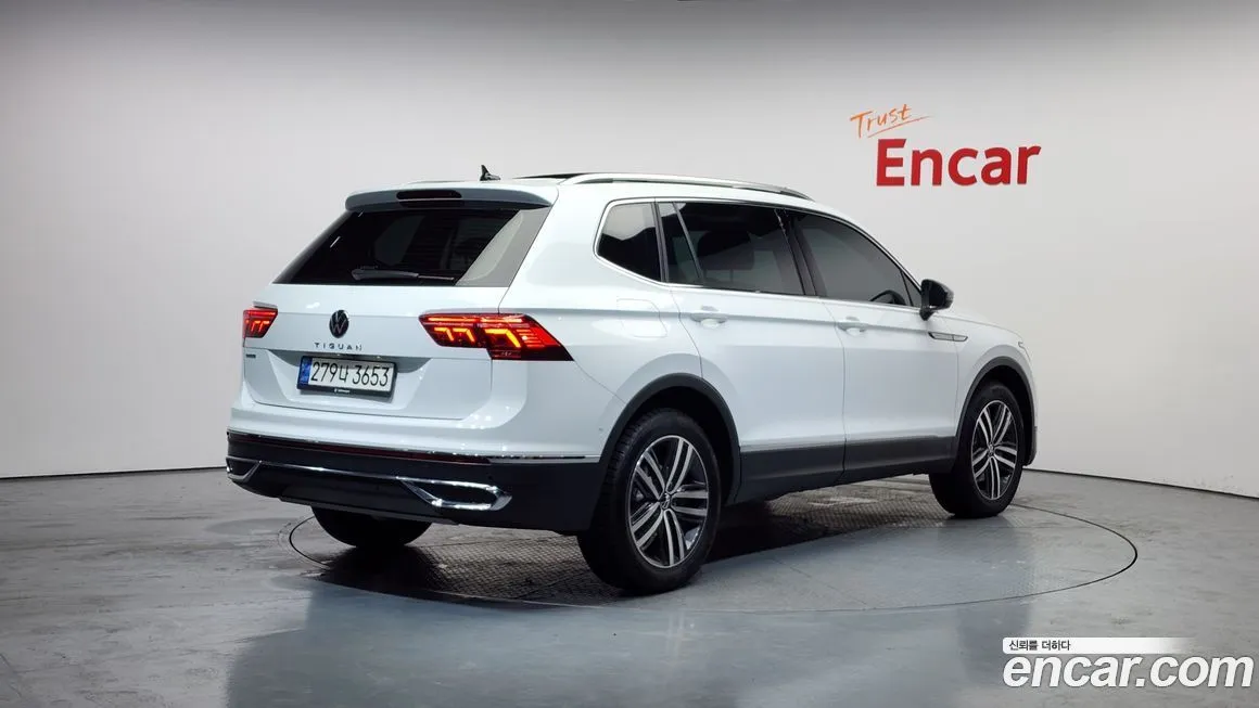 Volkswagen Tiguan — фото 2