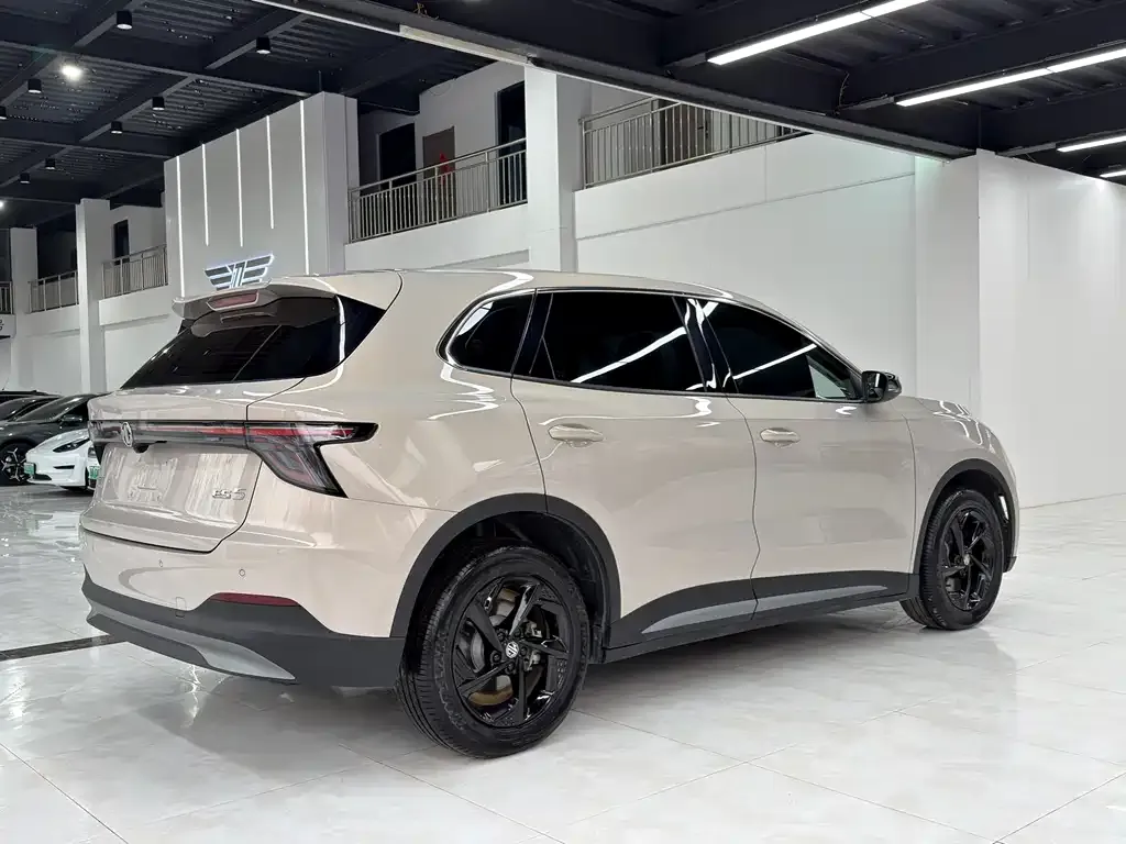 MG ES5 2025 из CN, фото 6