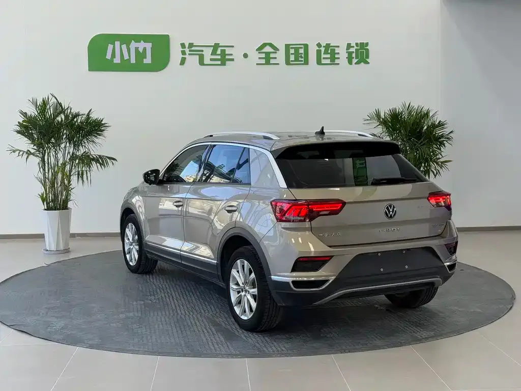 Volkswagen T-Roc 2021 из CN, фото 2