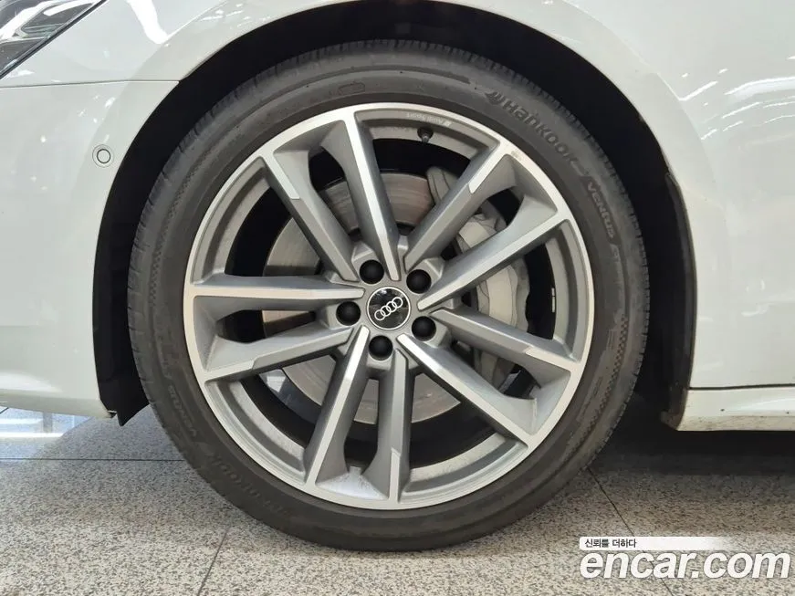 Audi A7 2021 из KR, фото 9