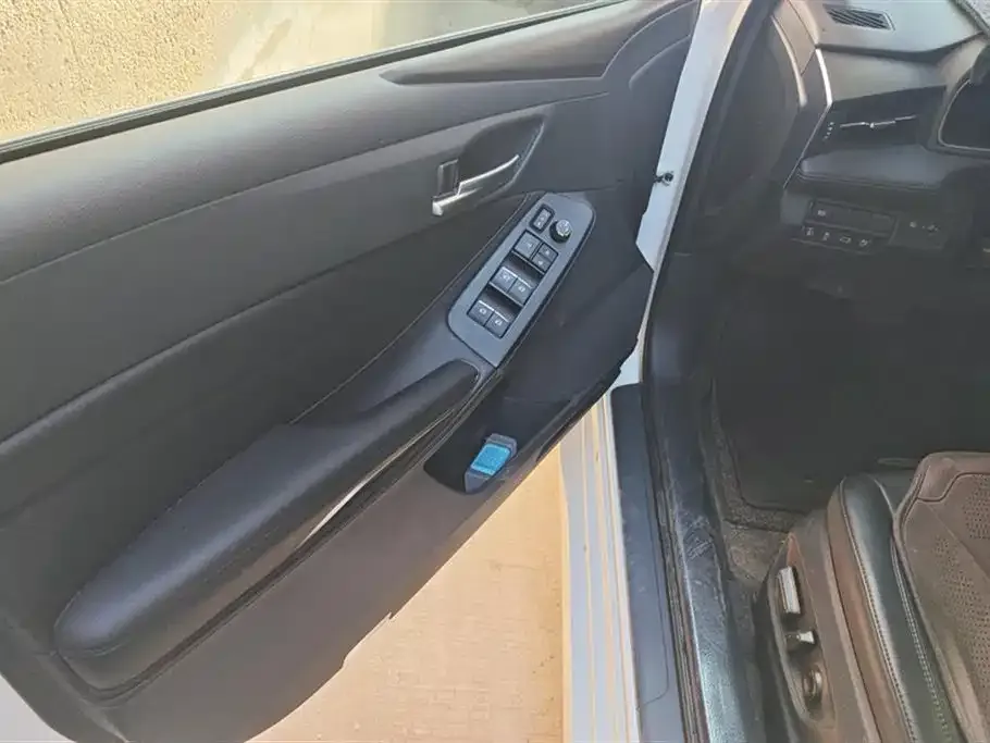 Toyota Avalon 2024 из CN, фото 3