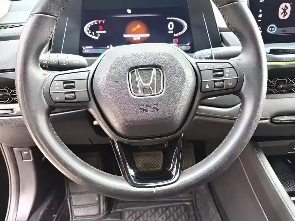 Honda Accord — фото 9