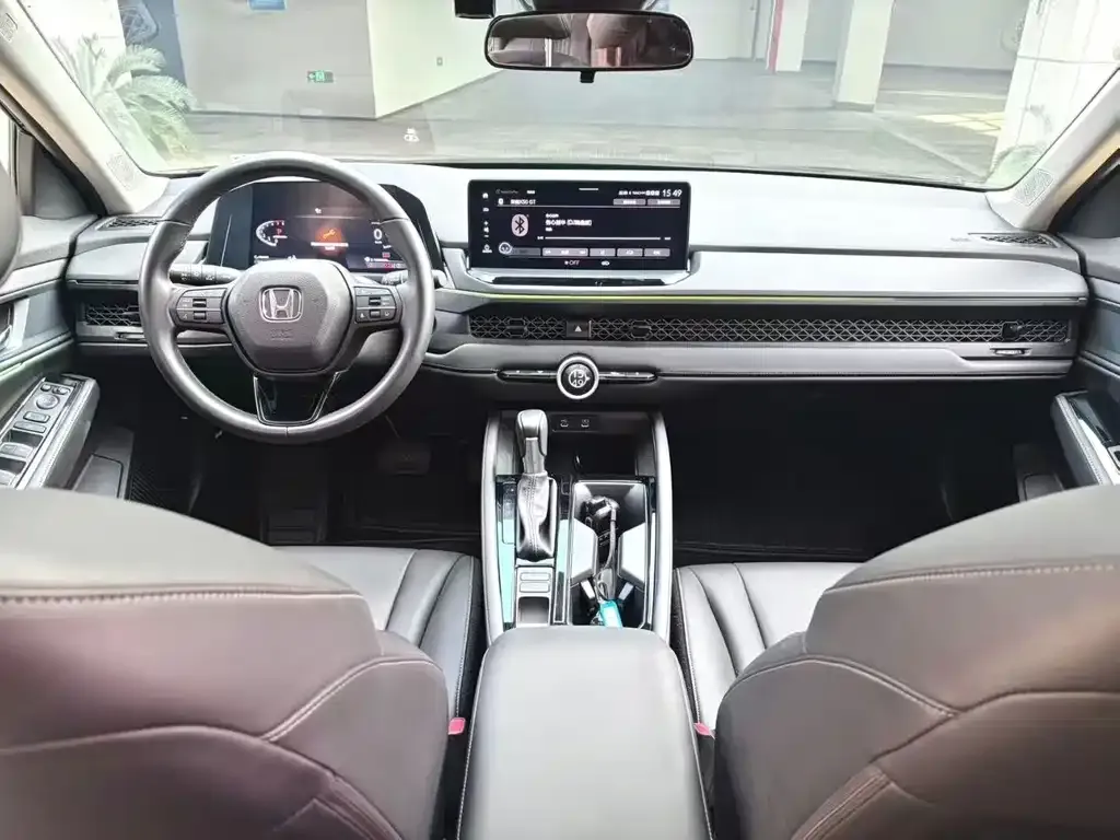 Honda Accord — фото 8