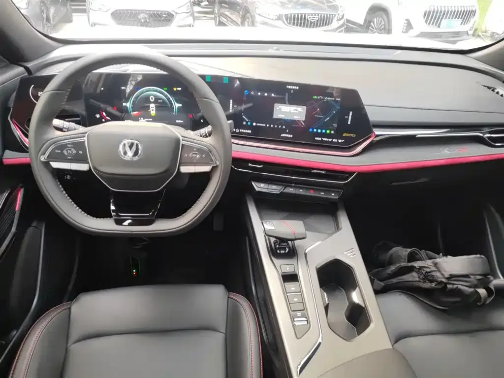 Changan X5 PLUS — фото 10