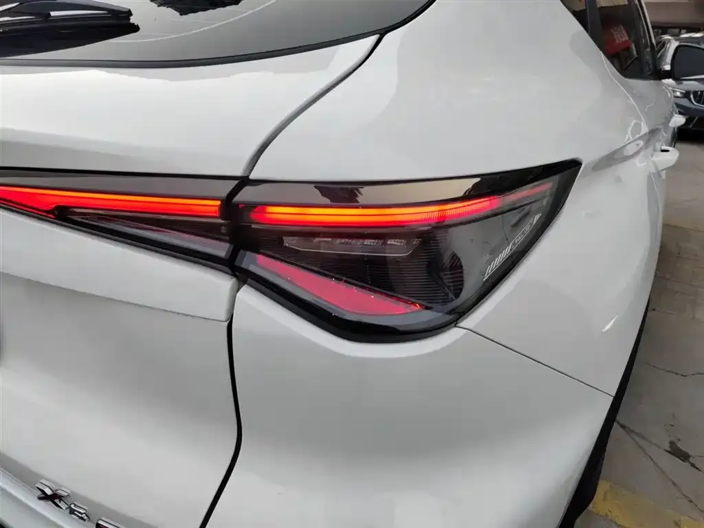 Changan X5 PLUS — фото 2