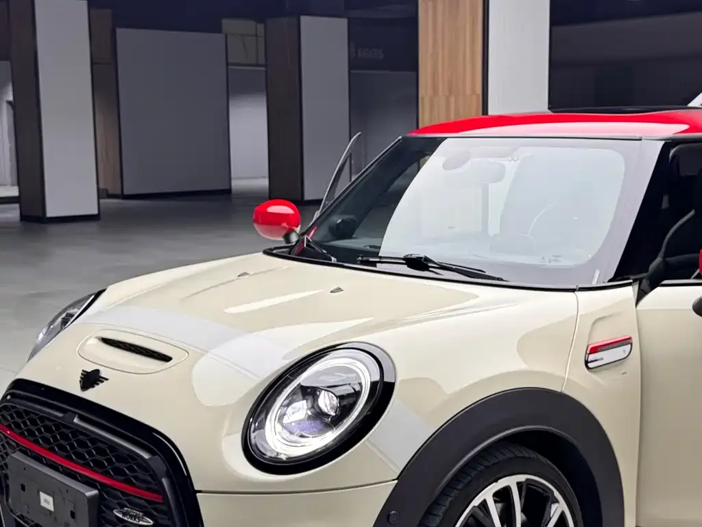 MINI JCW (John Cooper Works) 2022 из CN, фото 1