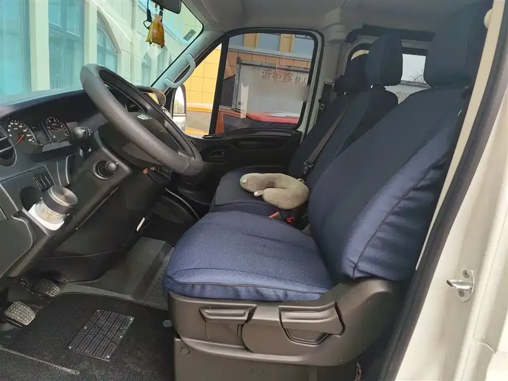 IVECO Ousheng 2025 из CN, фото 10