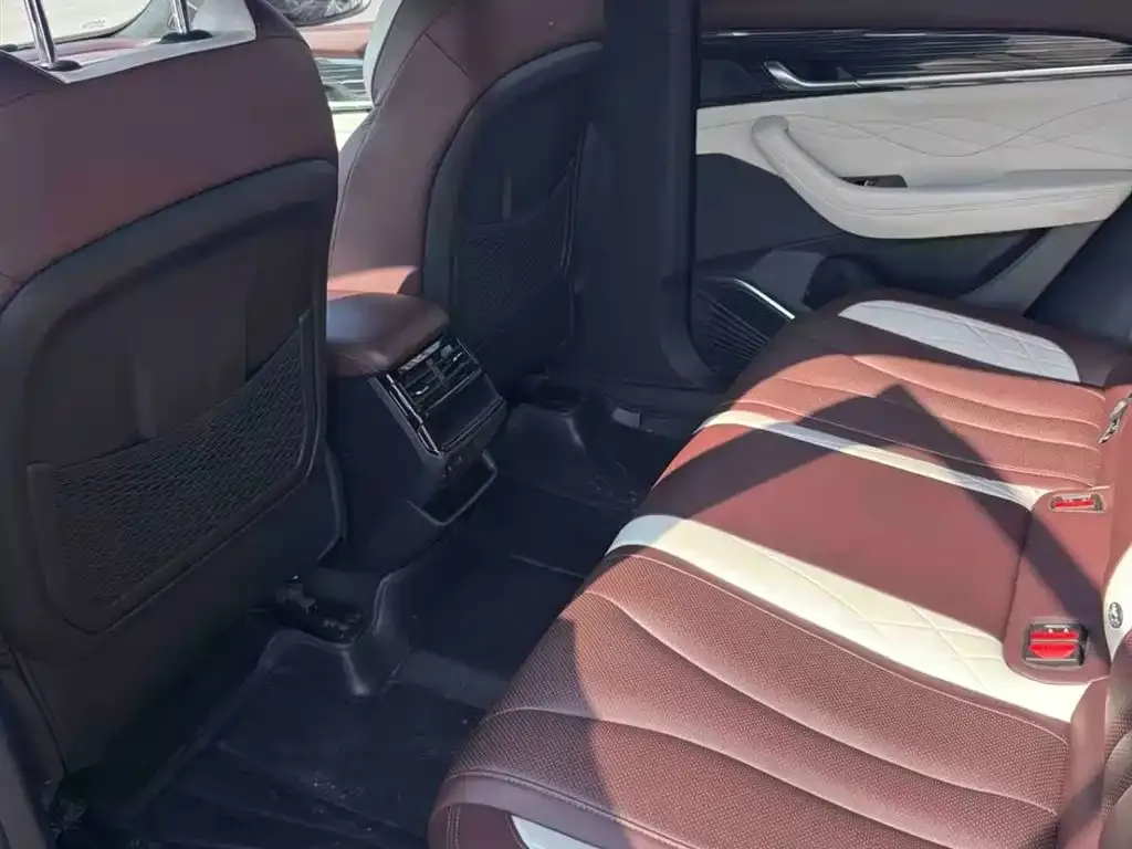 Geely Xingyue L 2021 из CN, фото 7