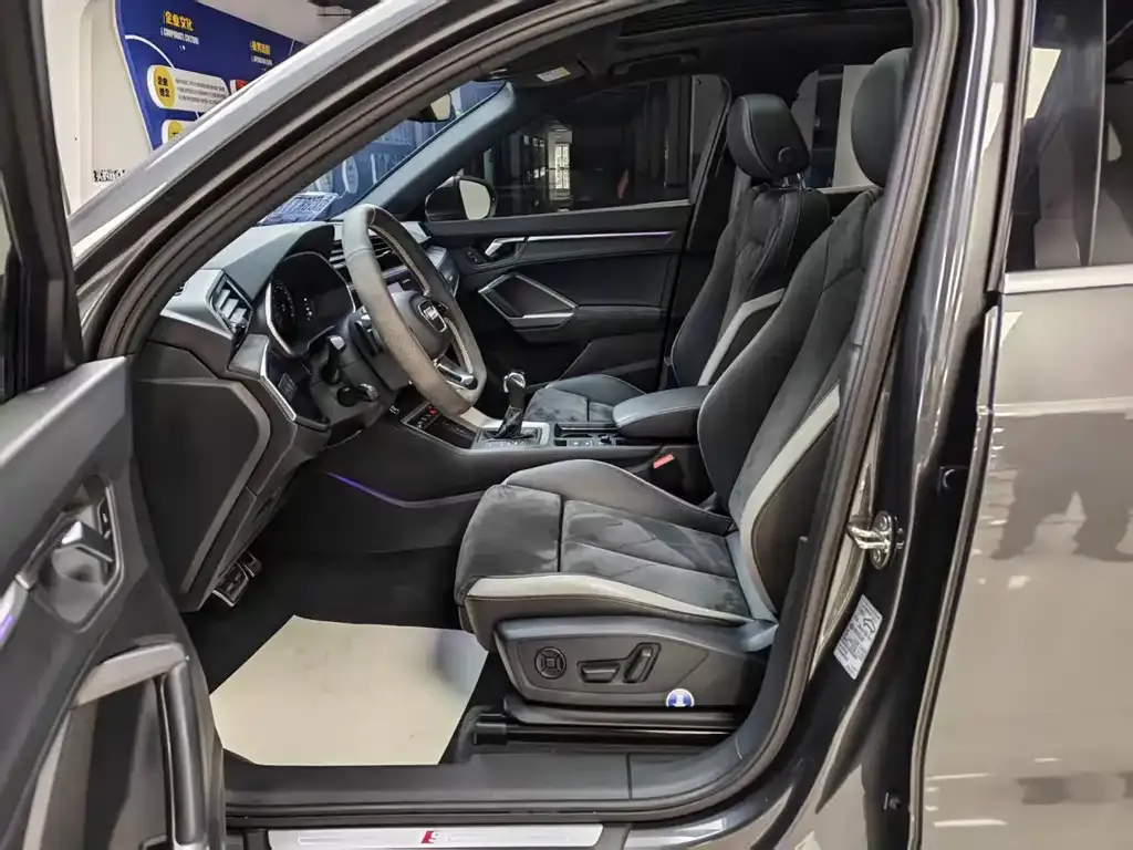 Audi Q3 2022 из CN, фото 6