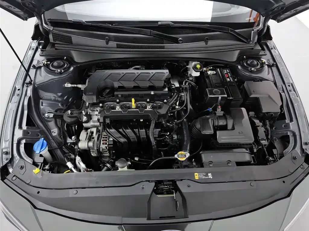 Hyundai Elantra 2024 из CN, фото 10
